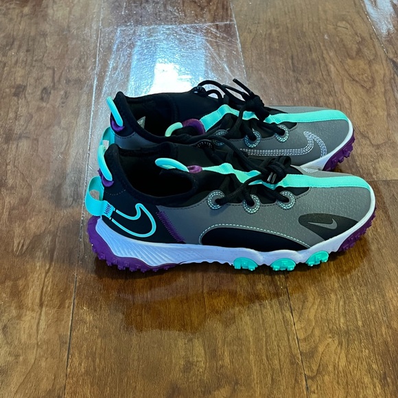 Nike Other - Nike Future Field